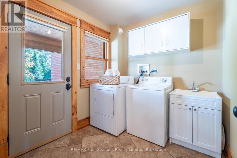 805 Eastdale Drive — photo 28 of 40