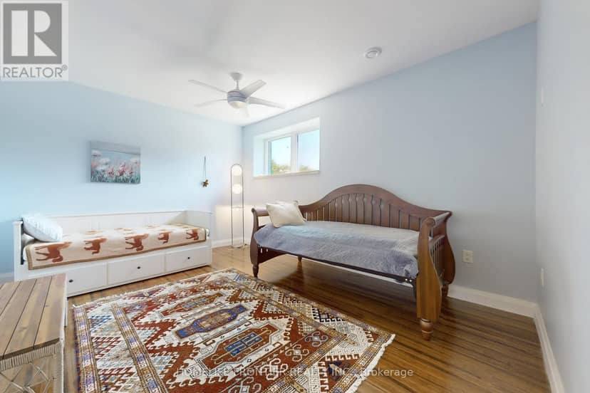 44 Irving Drive — photo 26 of 40
