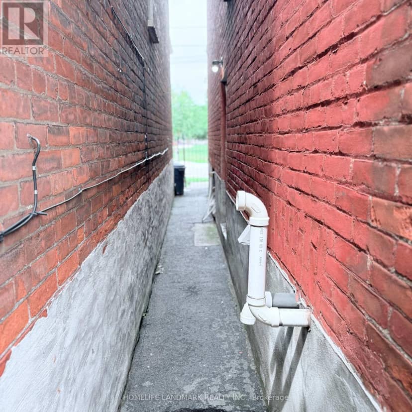 336 King William Street — photo 28 of 29