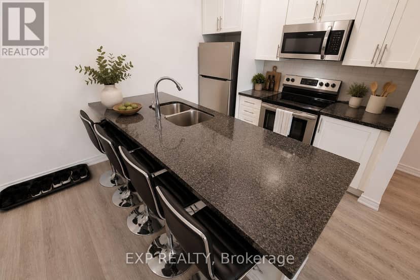 102 - 2750 King Street E — photo 8 of 19
