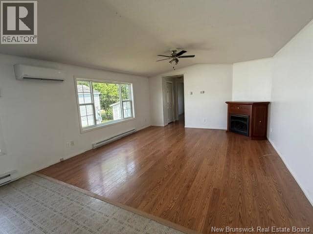 64 Orchard Crescent — photo 10 of 13