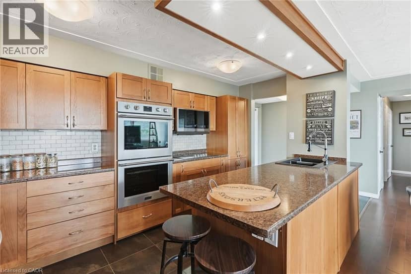 40 HARRISFORD Street Unit# 904 — photo 12 of 40