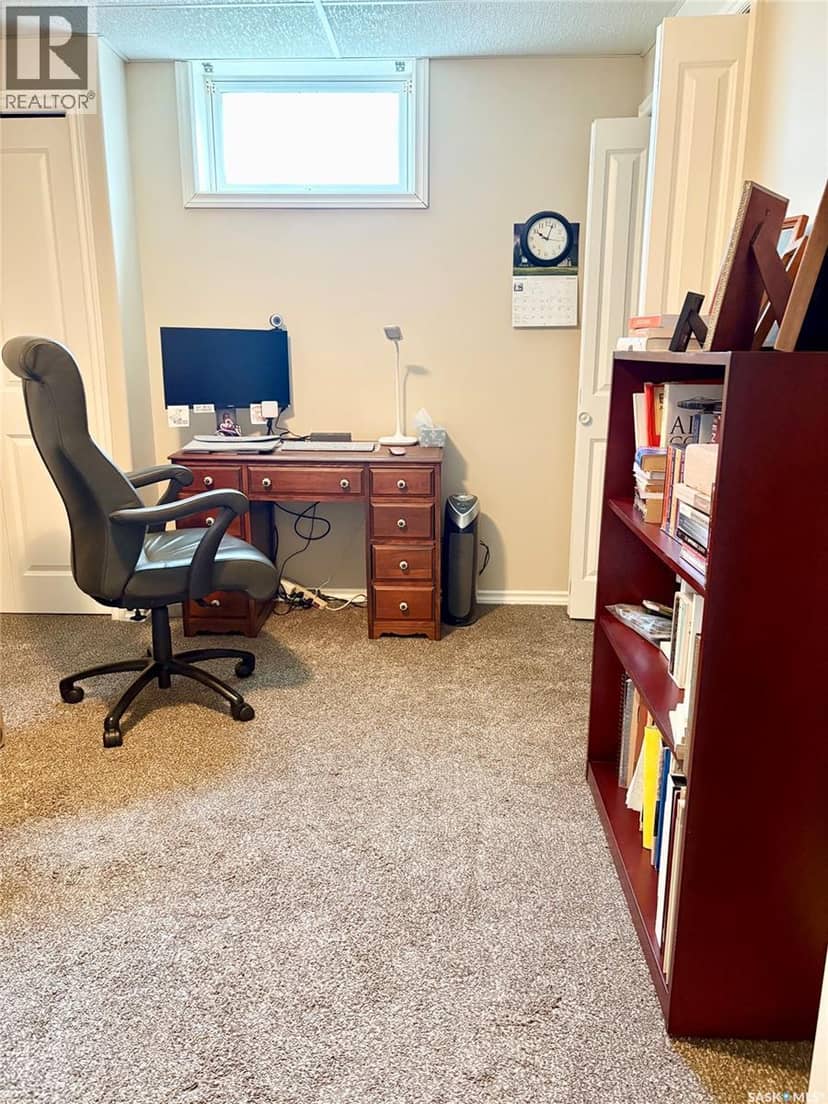 75 Agricultural AVENUE — photo 22 of 25