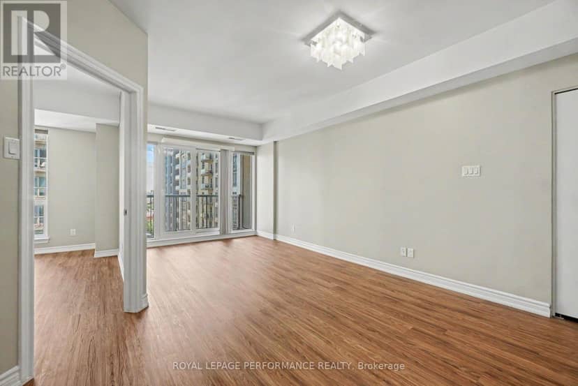 2205 - 234 Rideau Street — photo 8 of 27
