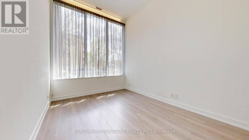 TH106 - 6 Parkwood Avenue — photo 24 of 40