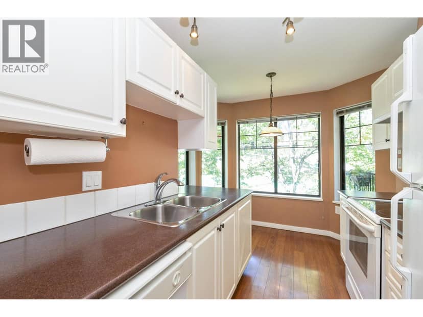 402 102 BEGIN STREET, Coquitlam, photo 5