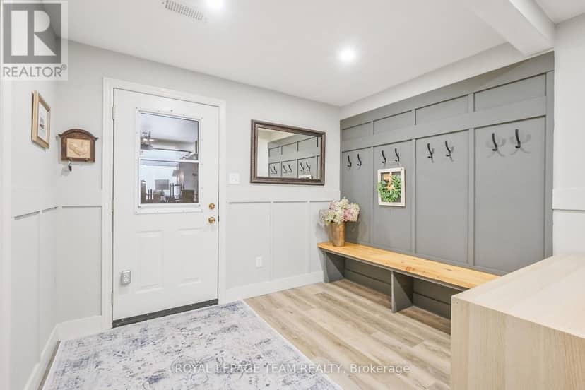 371 Kennedy Road — photo 25 of 35