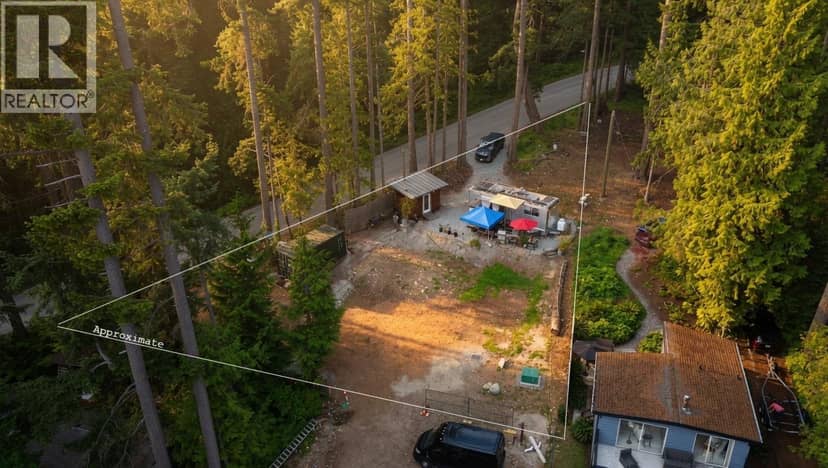 1503 GOWER POINT ROAD, Gibsons, photo 2