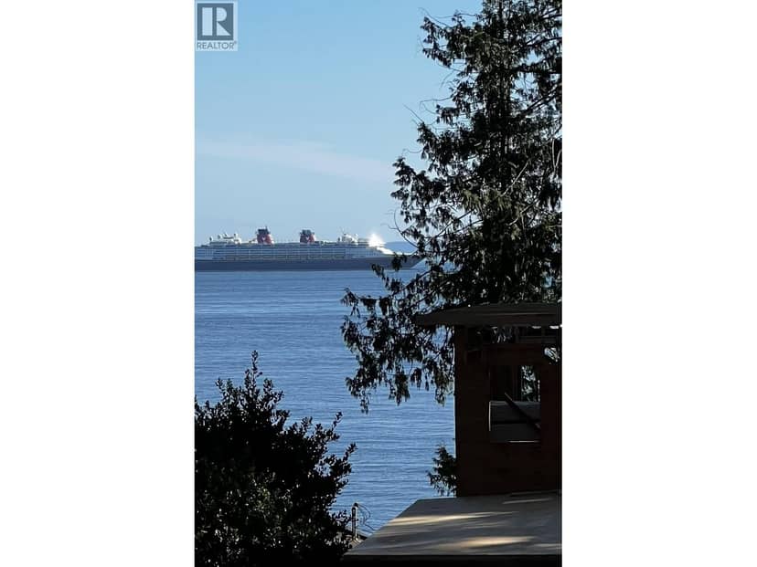 1503 GOWER POINT ROAD, Gibsons, photo 8