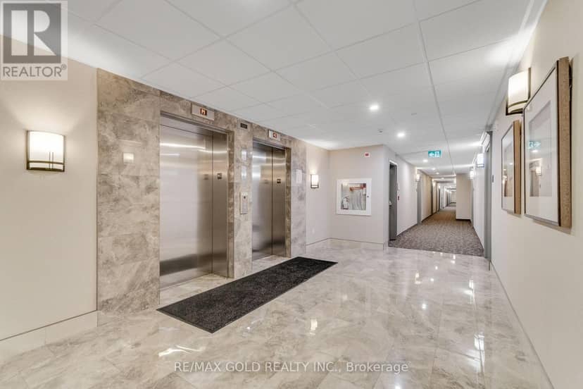502 - 101 Shoreview Place — photo 10 of 40