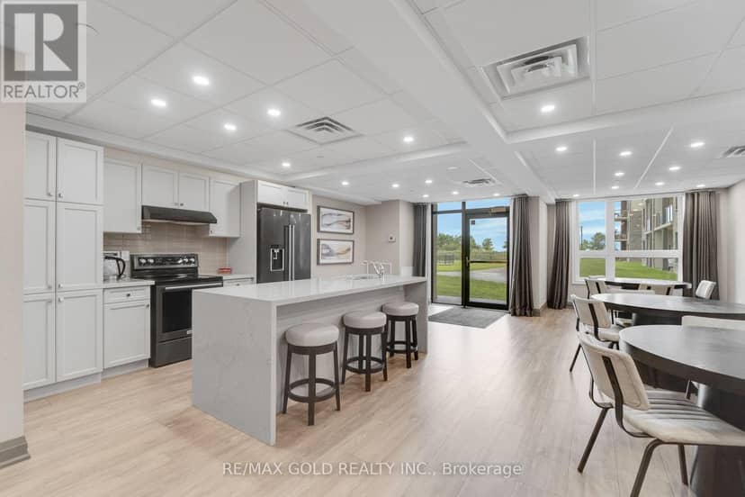 502 - 101 Shoreview Place — photo 32 of 40
