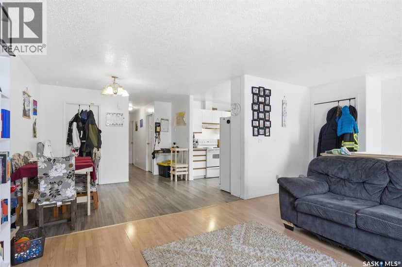 114 - 116 Barber CRESCENT — photo 11 of 40
