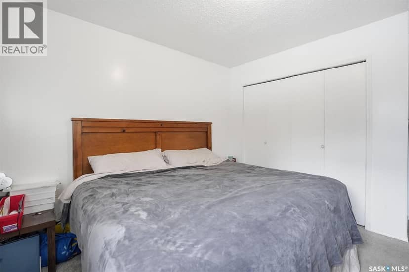 114 - 116 Barber CRESCENT — photo 19 of 40