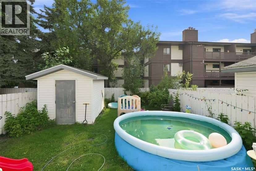 114 - 116 Barber CRESCENT — photo 39 of 40