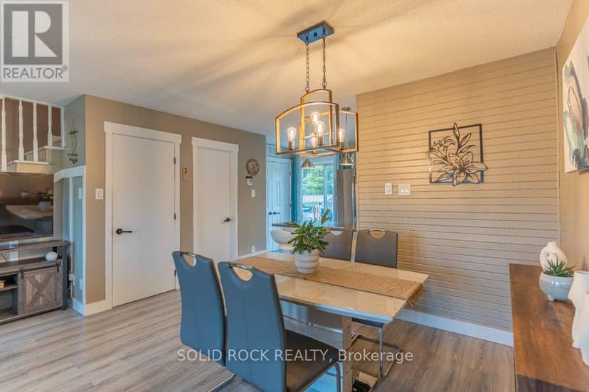 733 Morris Street — photo 12 of 40