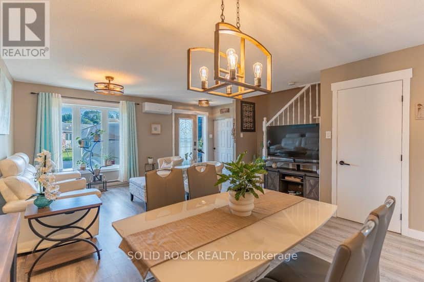 733 Morris Street — photo 13 of 40