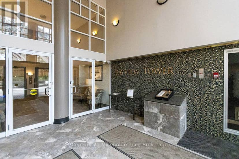 802 - 24 Ramblings Way — photo 5 of 40