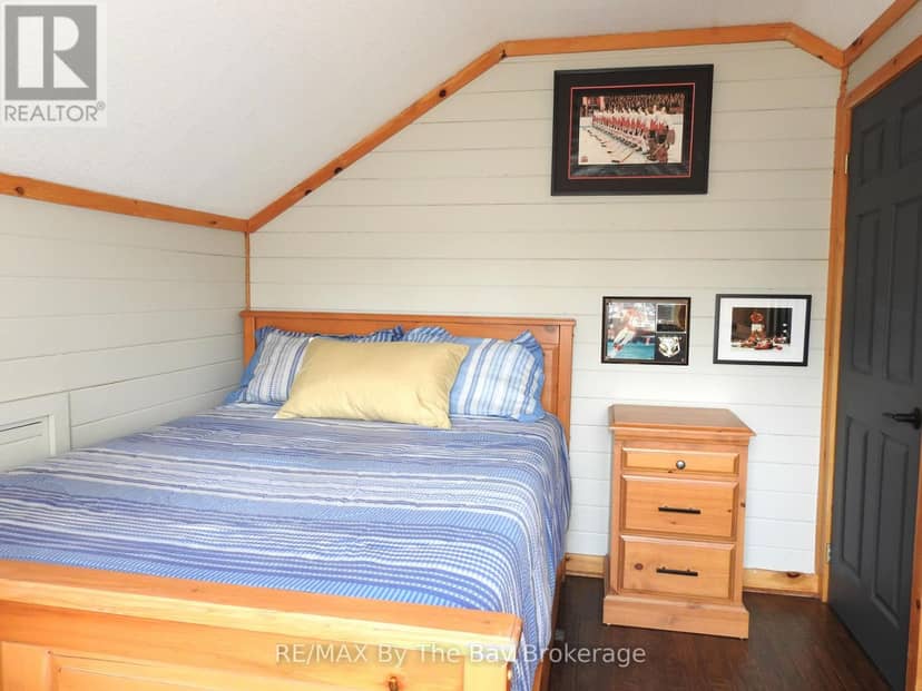 11 Cabin Crescent — photo 14 of 31