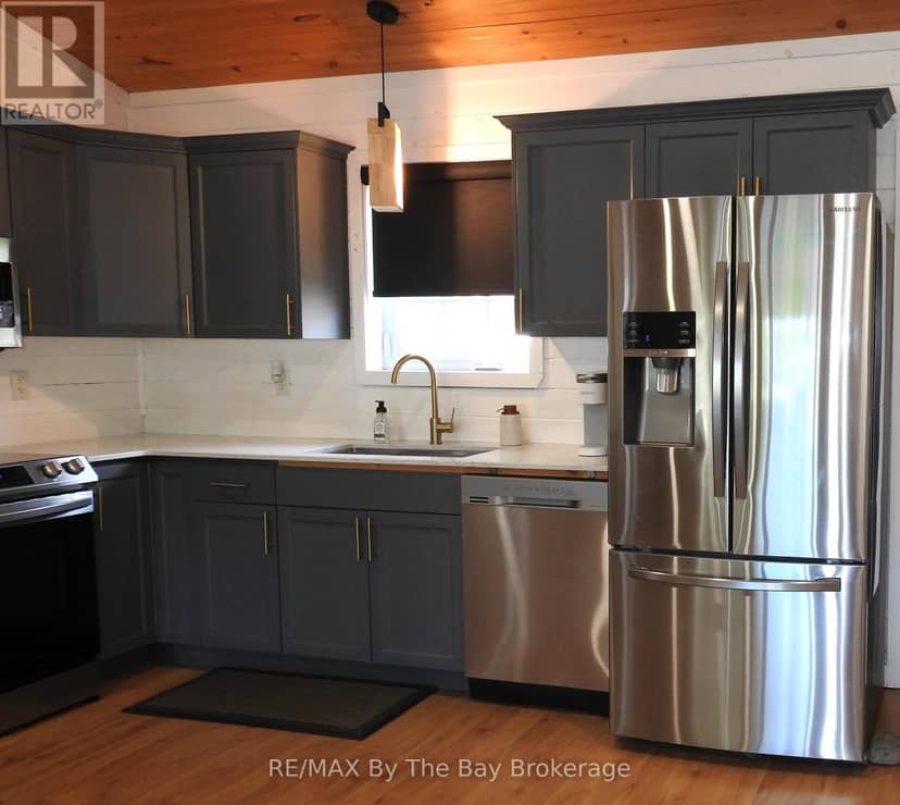 11 Cabin Crescent — photo 6 of 31