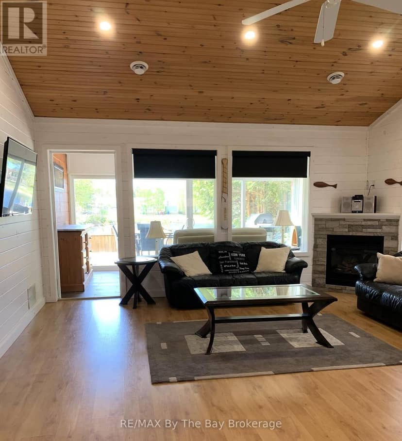 11 Cabin Crescent — photo 9 of 31