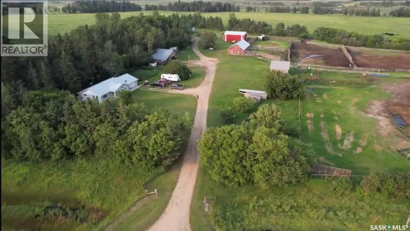 Kohlman Ranch near Big River, SK, Canwood Rm No. 494, photo 7