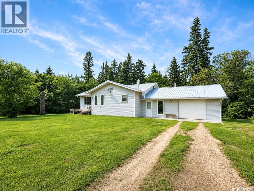 Kohlman Ranch near Big River, SK — photo 17 of 33