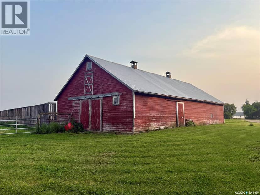 Kohlman Ranch near Big River, SK — photo 30 of 33