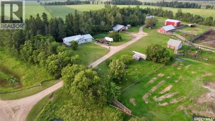 Kohlman Ranch near Big River, SK, Canwood Rm No. 494, photo 6