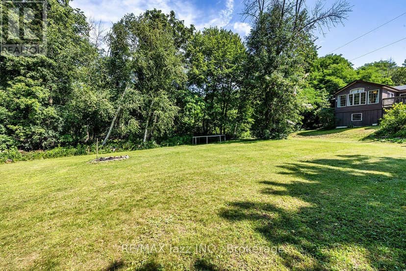 50 Long Island — photo 14 of 35