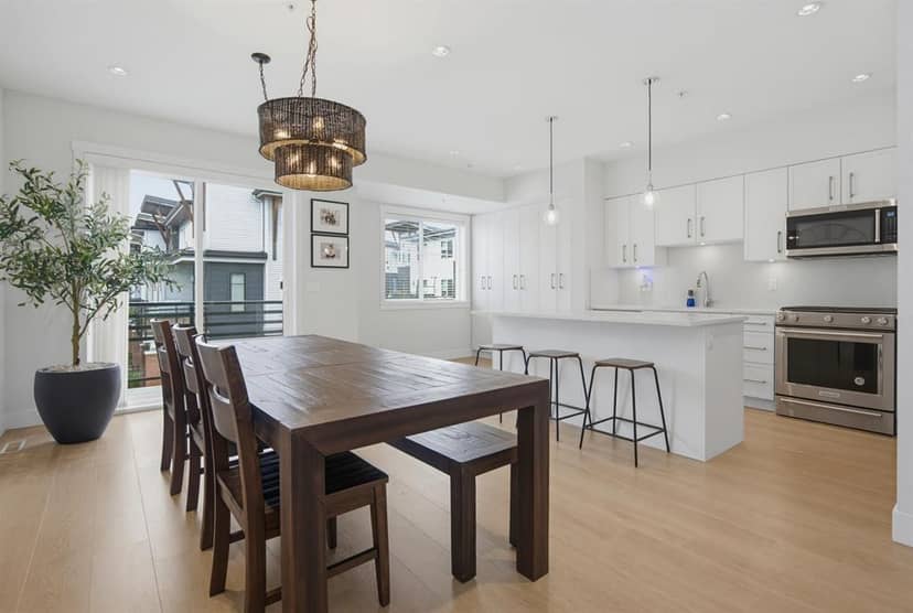 21 22128 48A AVENUE, Langley, photo 5