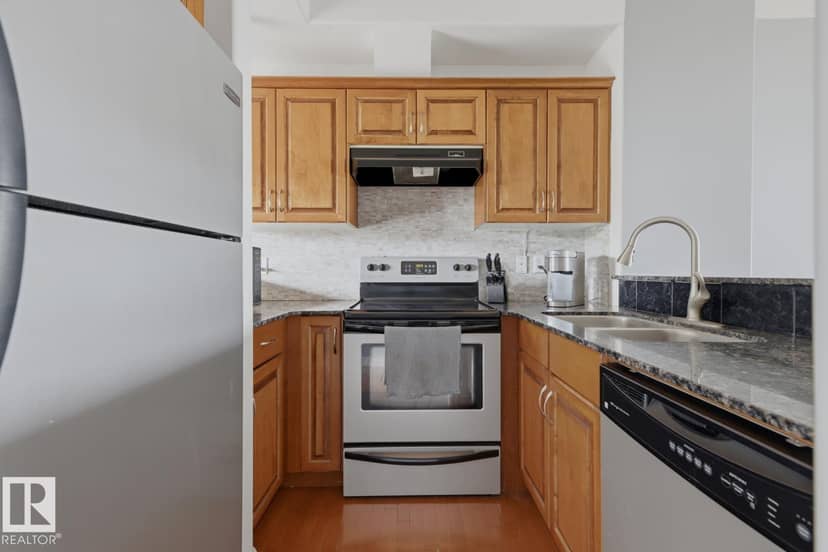 #9 13215 153 AV NW — photo 10 of 21