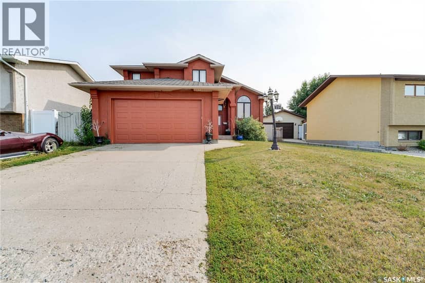 294 Wellington DRIVE — photo 1 of 30