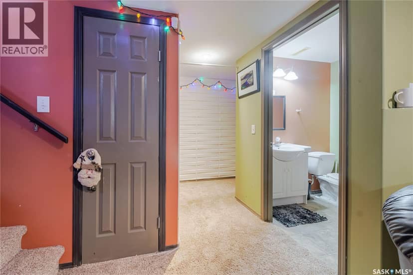 294 Wellington DRIVE — photo 20 of 30