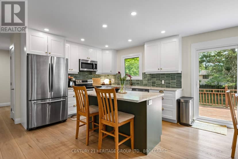 925 Woodbine Road — photo 6 of 38