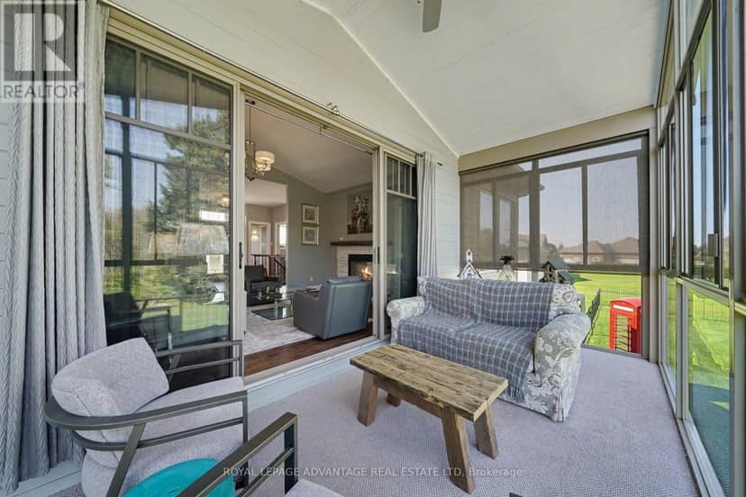 263 Georgina Street — photo 17 of 38