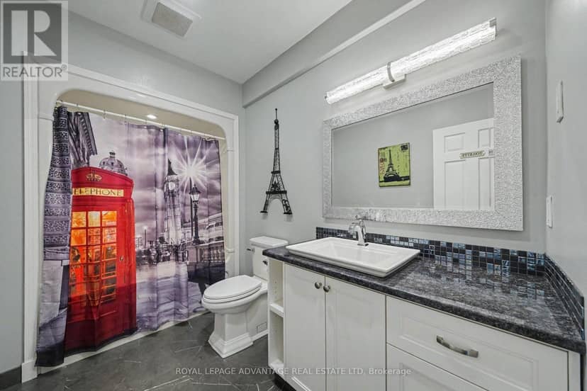 263 Georgina Street — photo 32 of 38