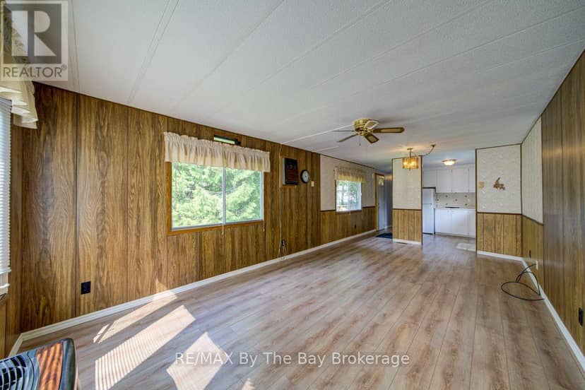 55 Georgian Glen Drive — photo 10 of 33