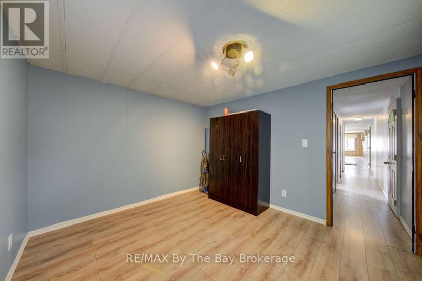 55 Georgian Glen Drive — photo 17 of 33