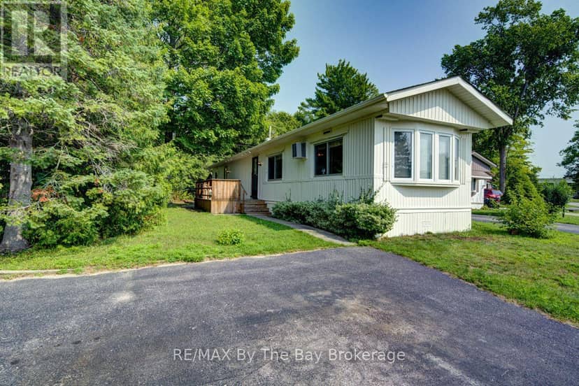 55 Georgian Glen Drive, Wasaga Beach, photo 3
