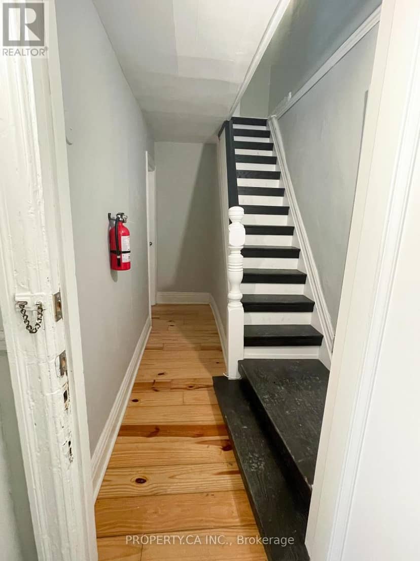 345 Gladstone Avenue — photo 17 of 40