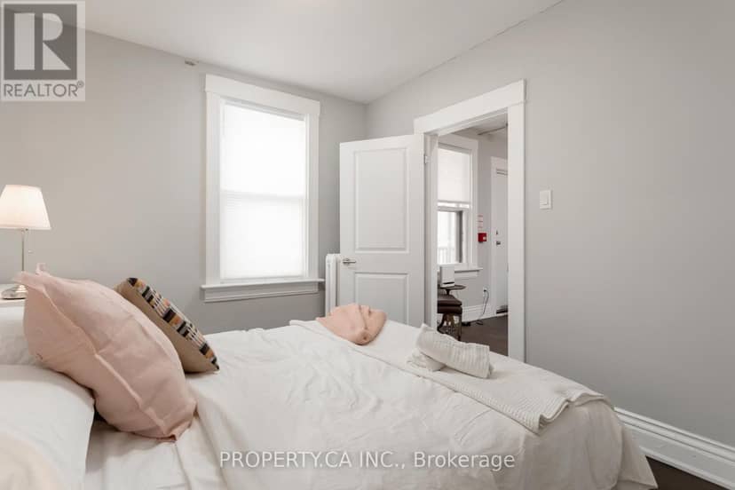 345 Gladstone Avenue — photo 38 of 40