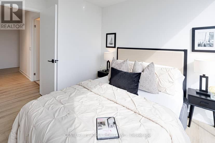 2515 - 319 Jarvis Street — photo 8 of 37
