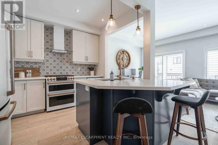 4005 Crown Street — photo 14 of 40