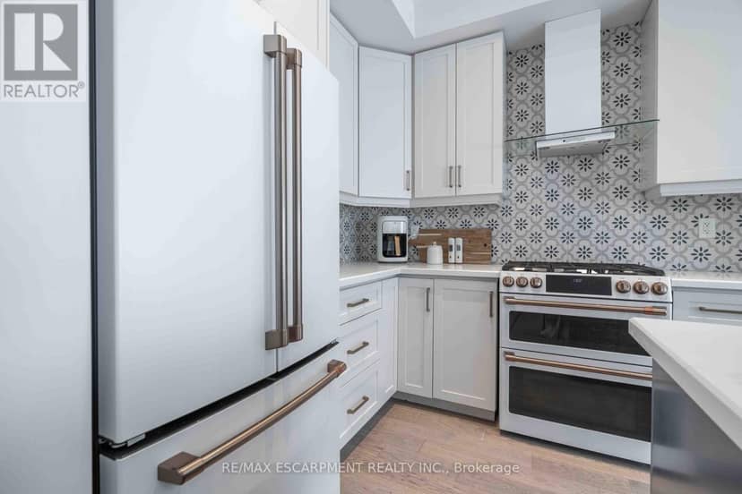 4005 Crown Street — photo 16 of 40