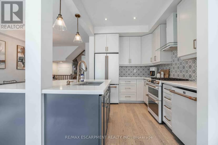 4005 Crown Street — photo 20 of 40