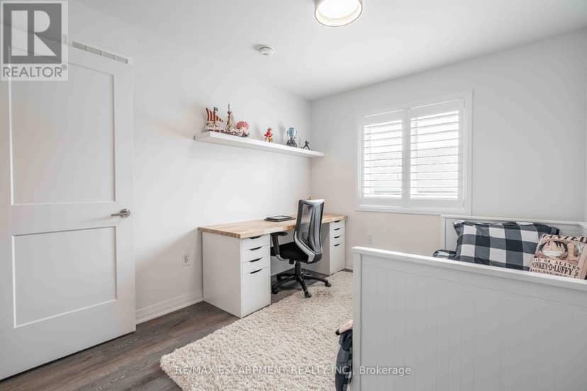 4005 Crown Street — photo 35 of 40