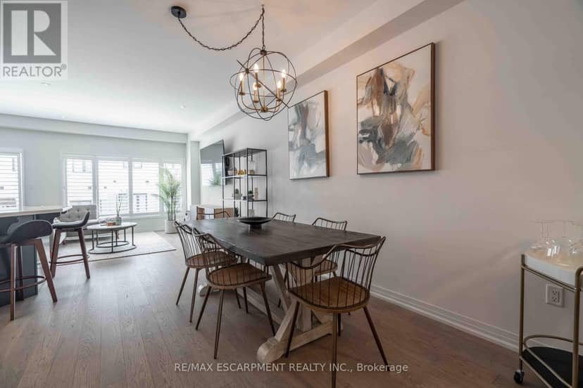 4005 Crown Street — photo 9 of 40