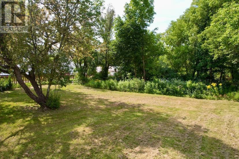 32 River Avenue — photo 14 of 40