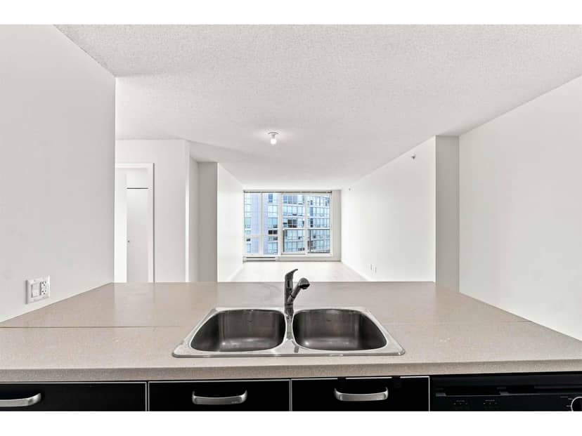 3202 13688 100 AVENUE, Surrey, photo 8