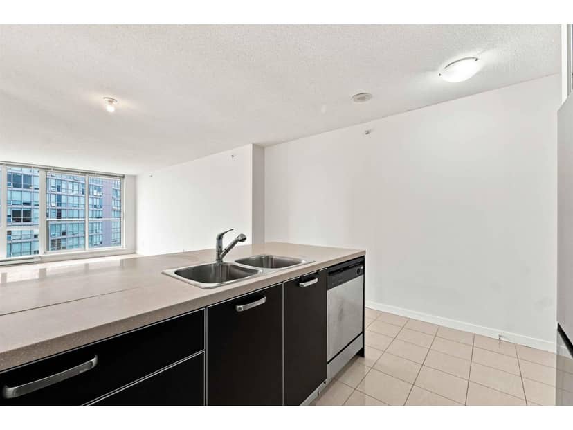 3202 13688 100 AVENUE, Surrey, photo 6